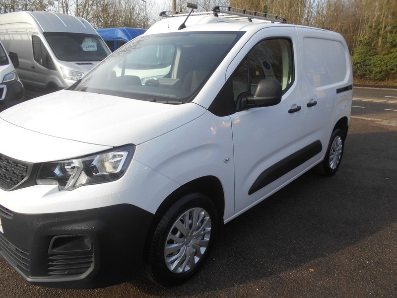 Peugeot Partner 2023 Bluehdi Professional Premium YH73EAA White #3