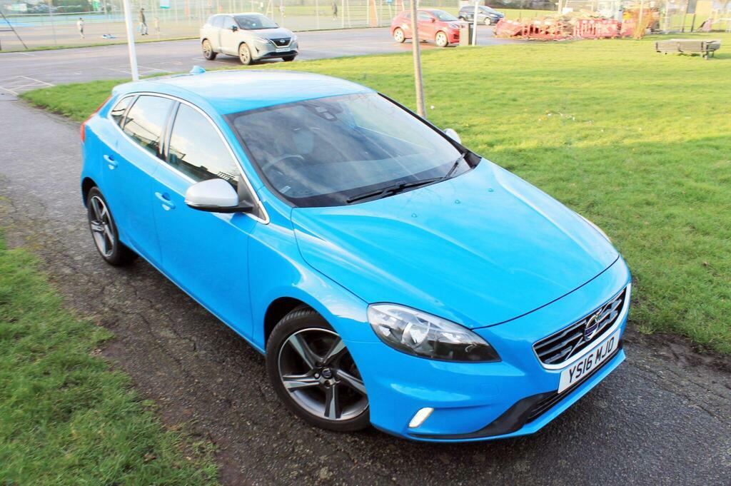 Volvo V40 2016 Volvo V40 2.0 T2 122 R Design Hatchback YS16MJO Blue #6