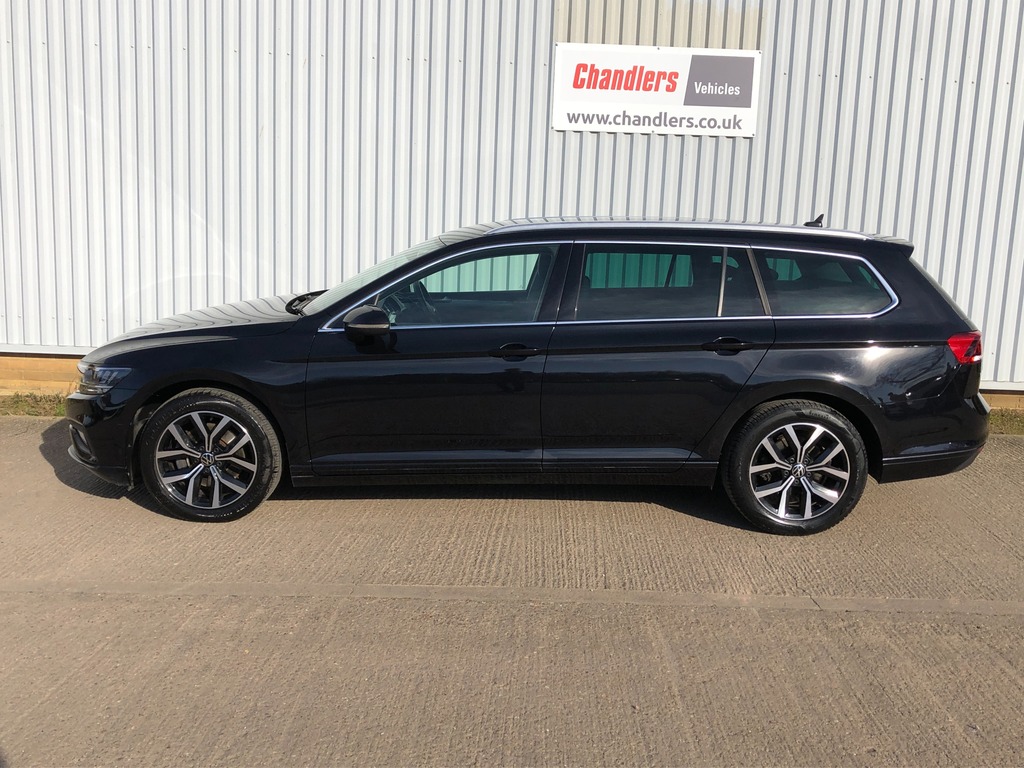 Volkswagen Passat 1.5 Tsi Evo Sel Estate Dsg Euro 6 Ss Black #3