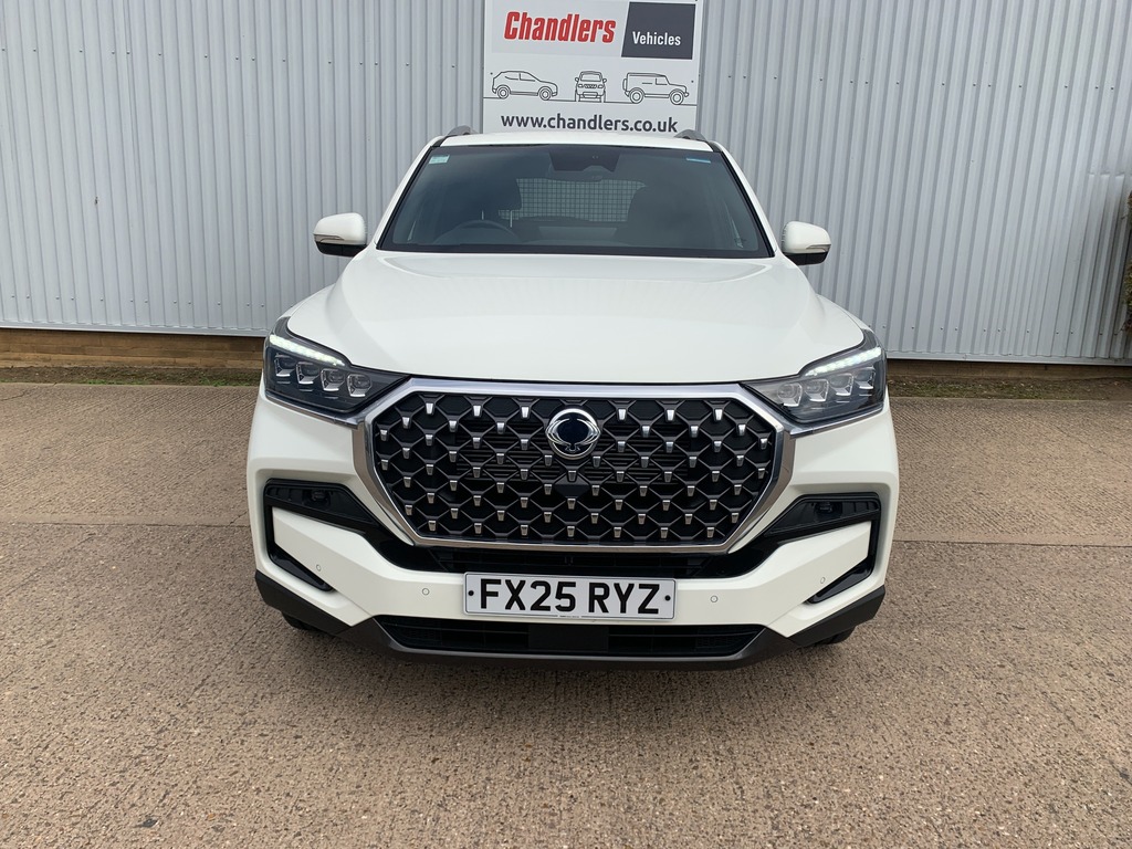 SsangYong Rexton 2.2D K30 Commercial Panel Van 4Wd FX25RYZ White #5