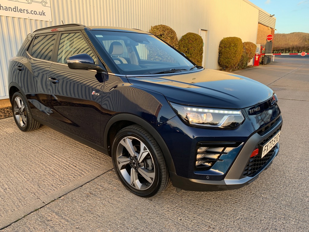 SsangYong Tivoli 1.5P Ultimate Suv Euro 6 Ss 16 FX73SYG Blue #5