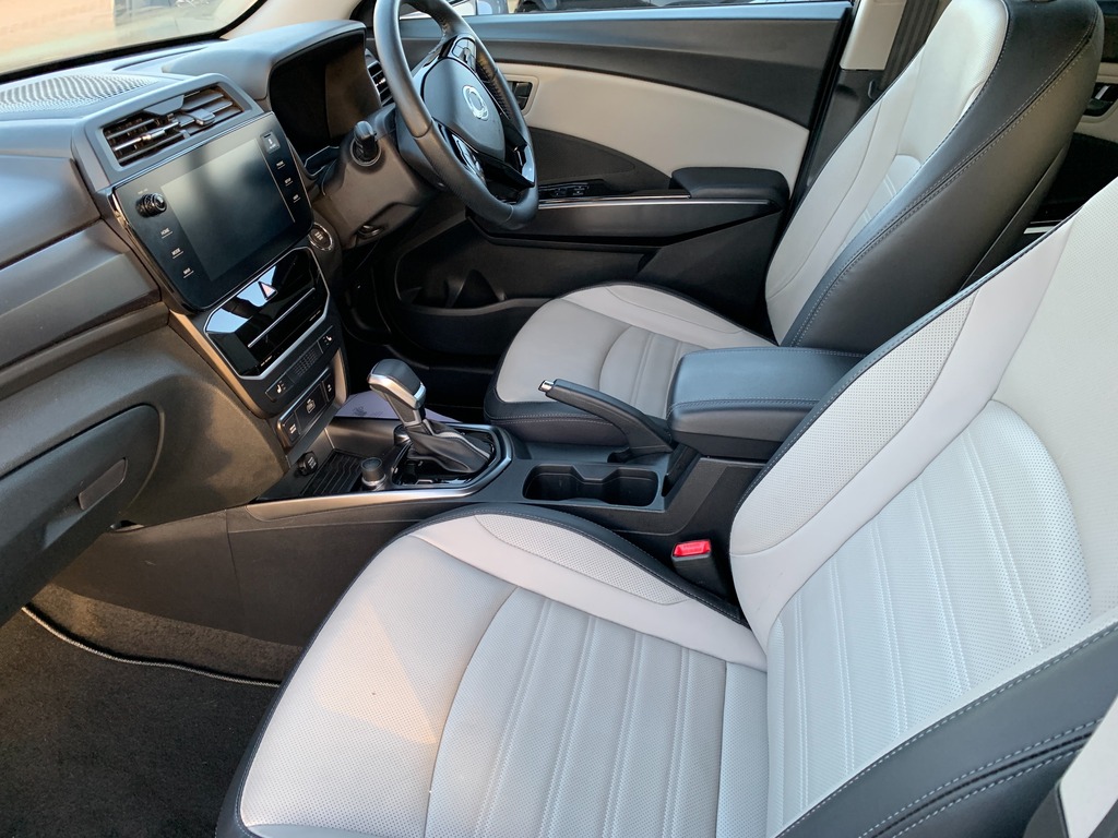 SsangYong Tivoli 1.5P Ultimate Suv Euro 6 Ss 16 FX73SYG Blue #2