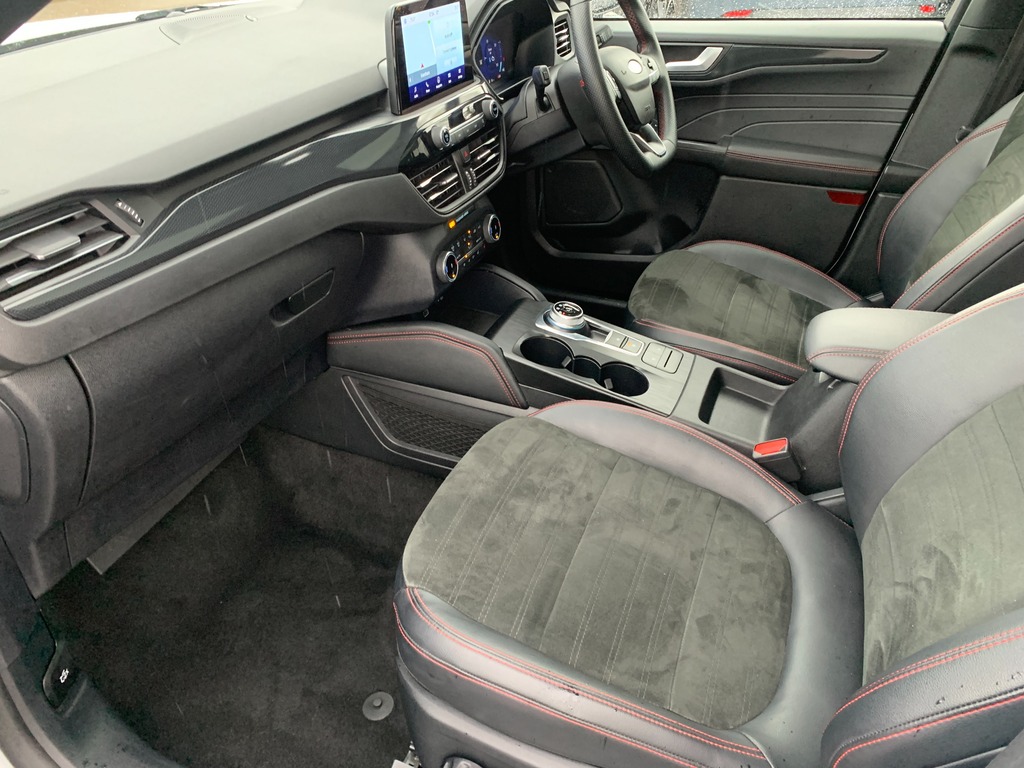 Ford Kuga 2.5H Duratec St-line X Edition Suv Hybr LB73KZJ White #2