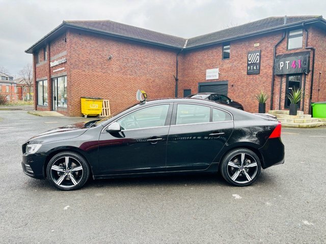 Volvo S60 2018 2.0 T4 R-design Nav Saloon Eu Black #6