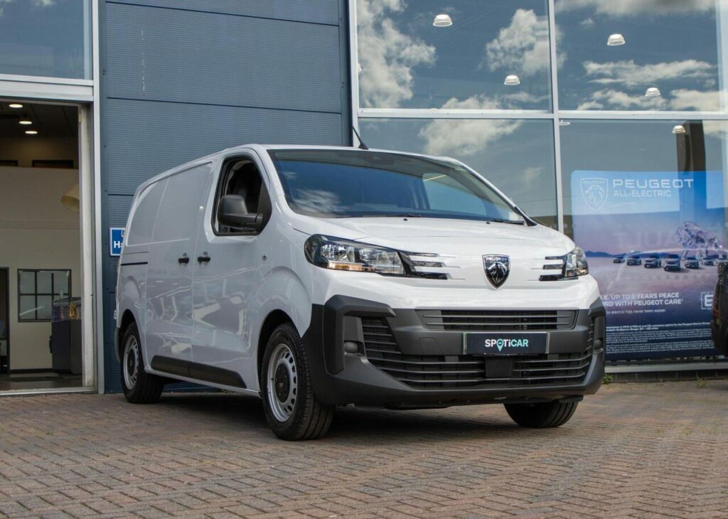 Peugeot E-Expert 75Kwh Professional Standard Panel Van Mwb 6Dr White