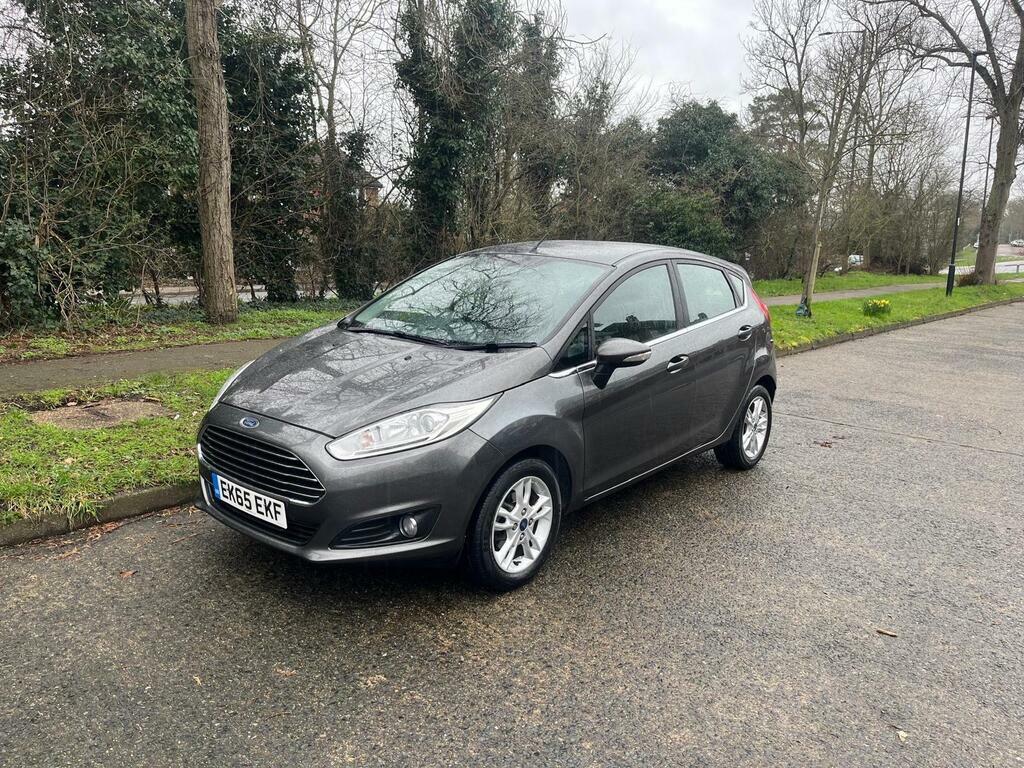 Ford Fiesta 1.25 Zetec Euro 6 Grey