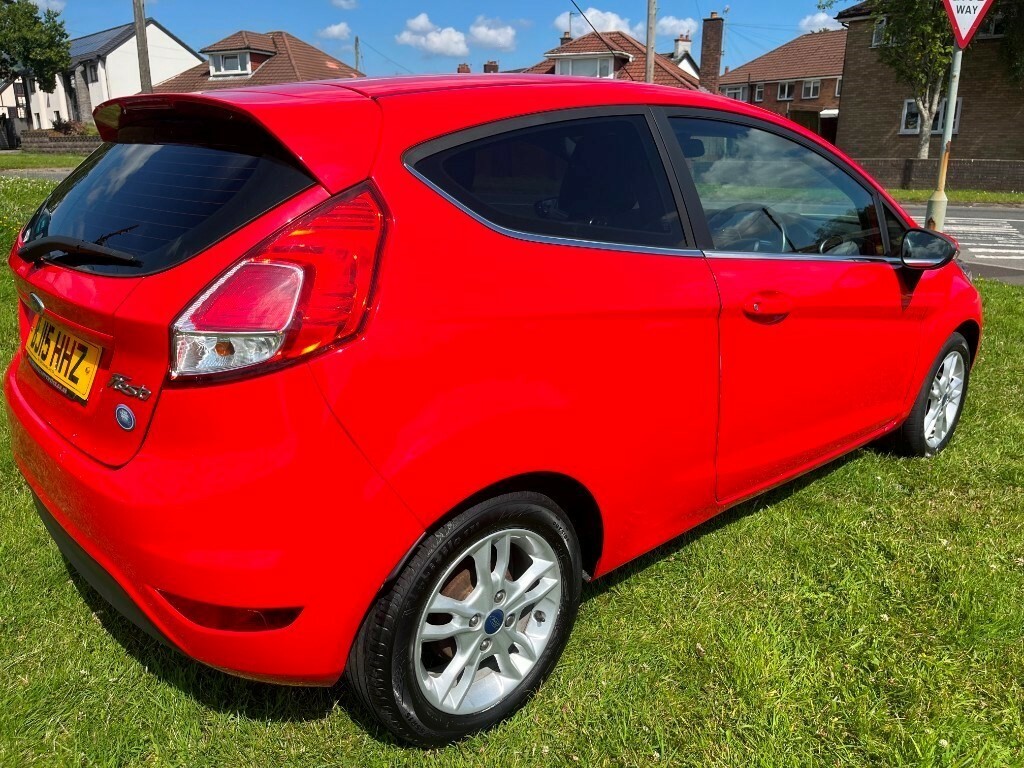 Ford Fiesta Zetec BJ15HHZ Red #6