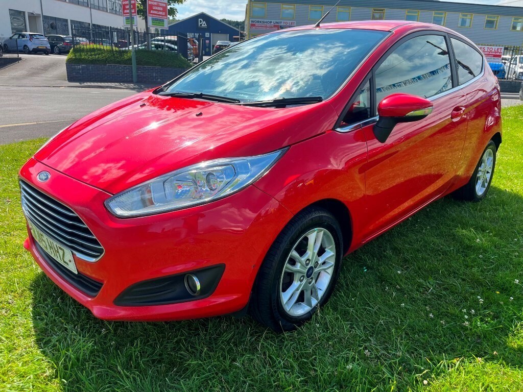 Ford Fiesta Zetec BJ15HHZ Red #3