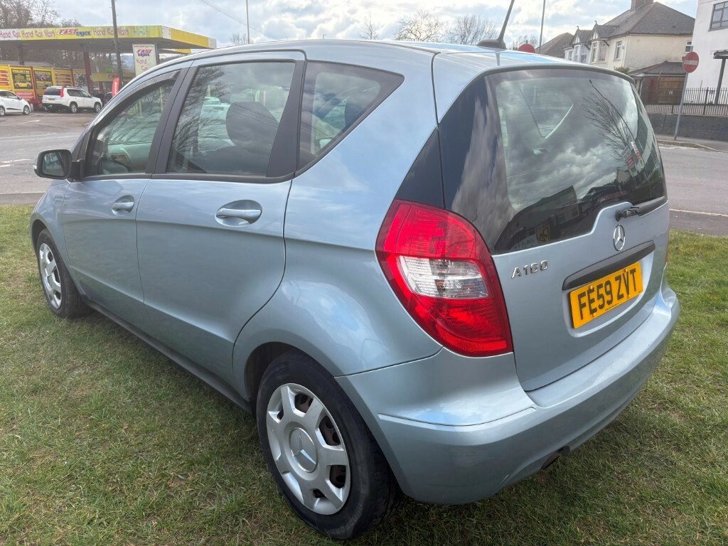 Mercedes-Benz A Class Blueefficiency Classic Se FE59ZVT Blue #4