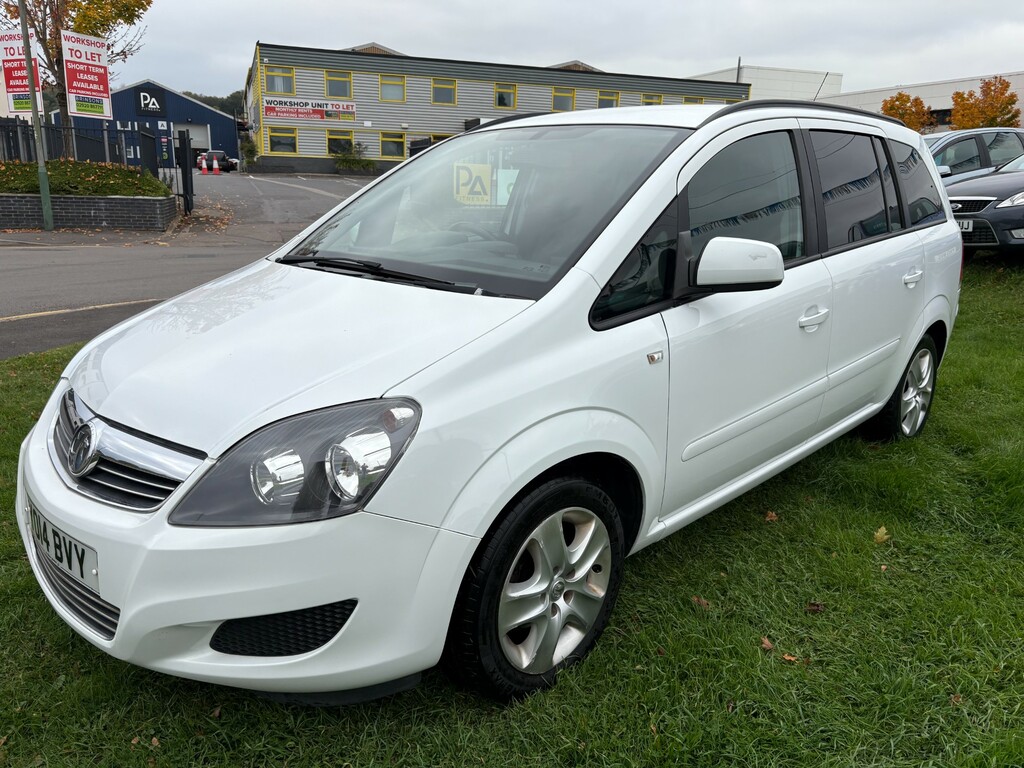 Vauxhall Zafira Exclusiv White #3
