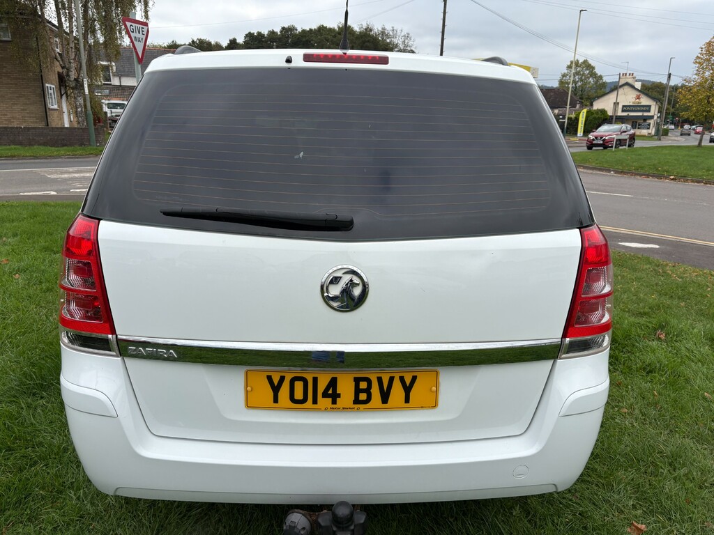 Vauxhall Zafira Exclusiv White #5