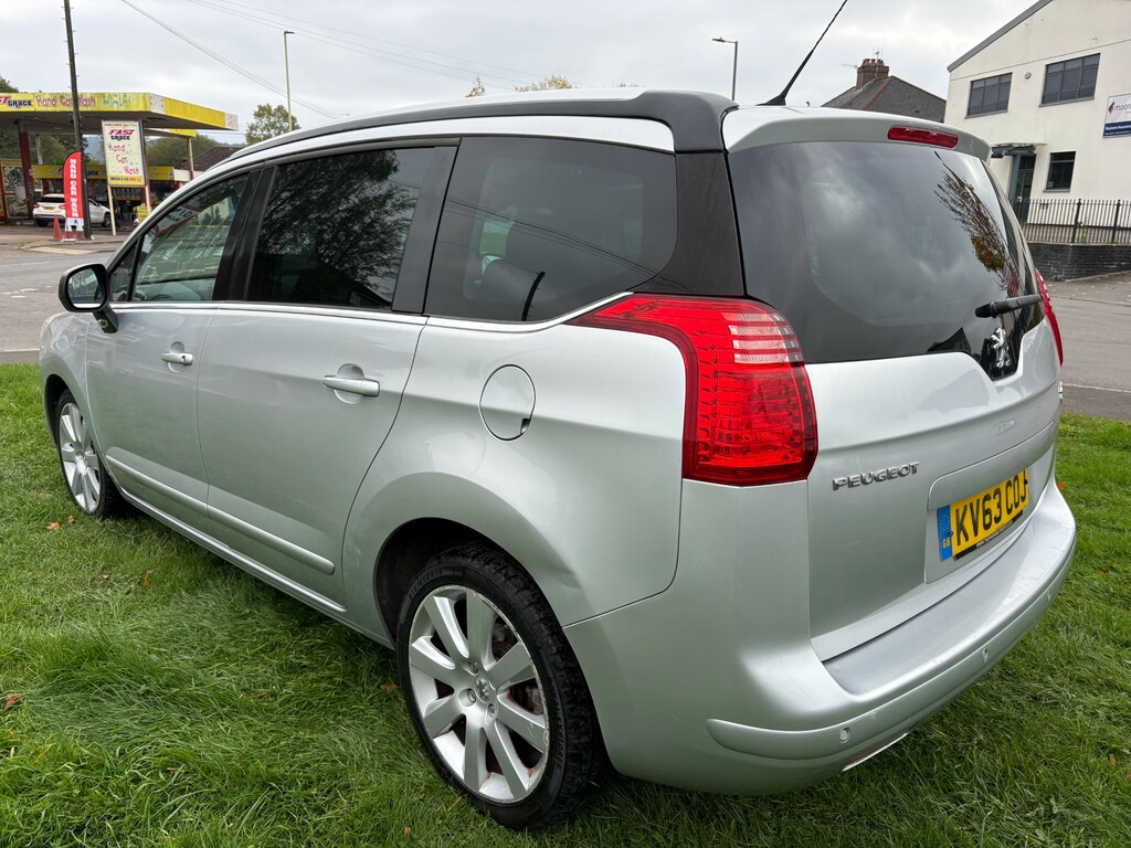 Peugeot 5008 E-hdi Allure KV63COJ #4