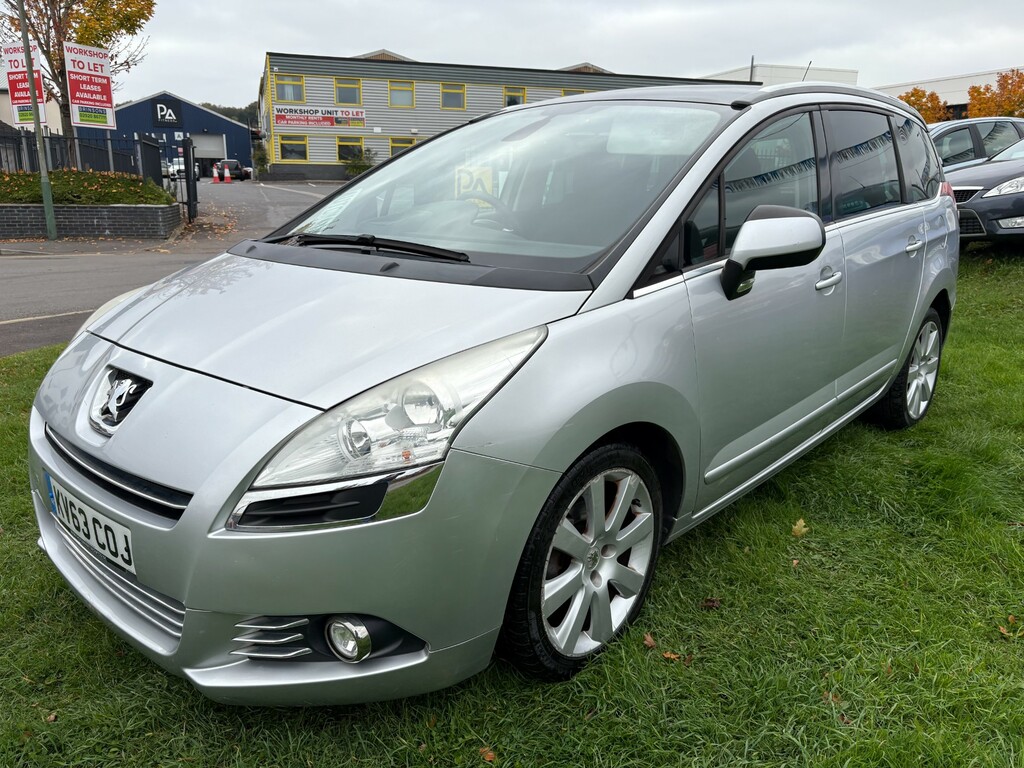 Peugeot 5008 E-hdi Allure KV63COJ #3