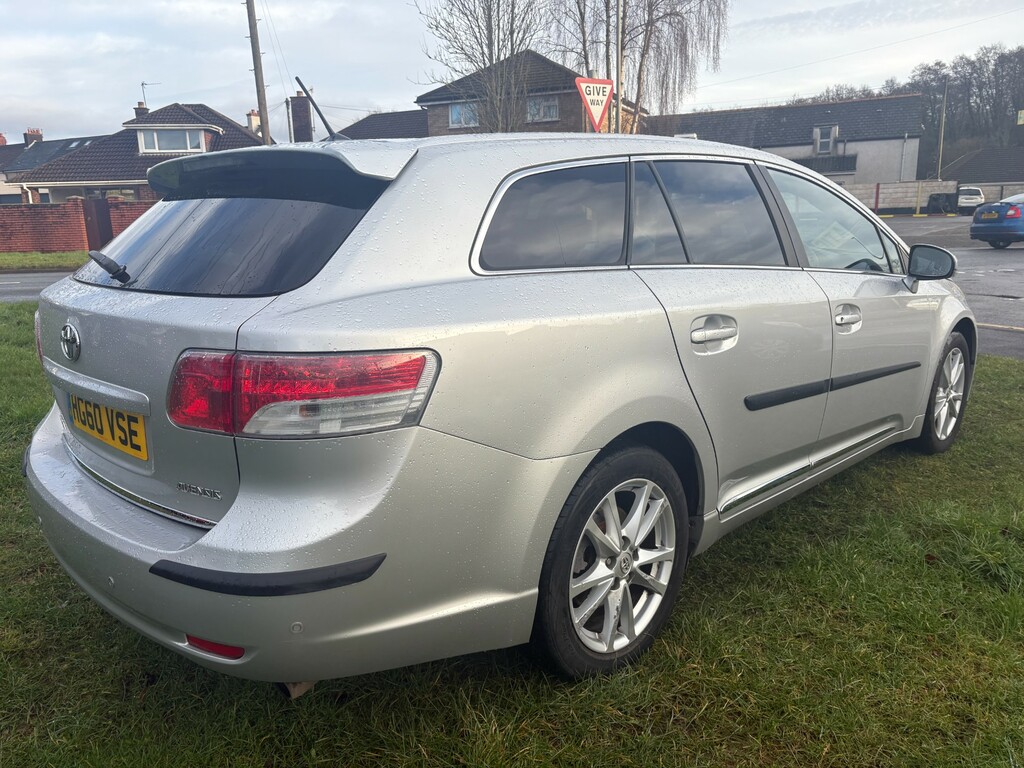 Toyota Avensis Valvematic Tr  #6