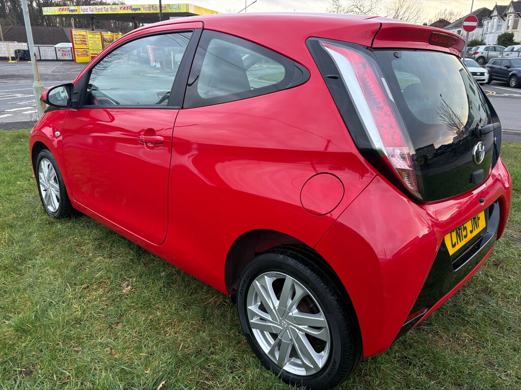 Toyota Aygo Vvt-i X-pression CN15JNF #4