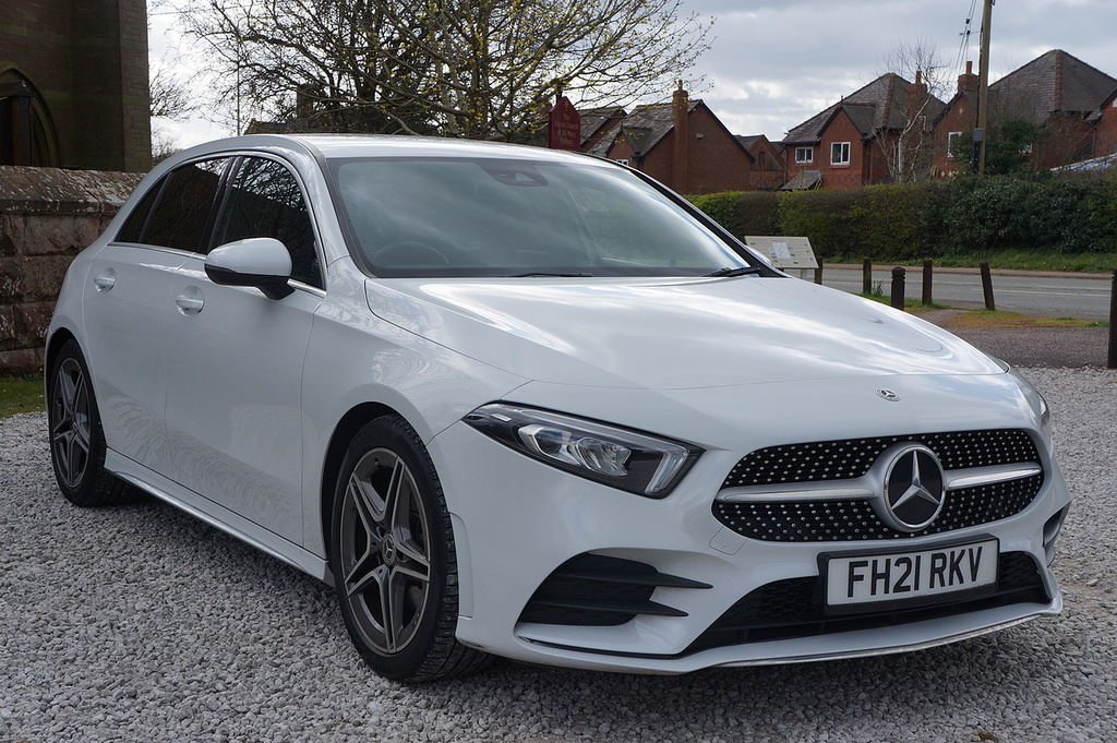 Mercedes-Benz A Class A200 Amg Line FH21RKV White #2