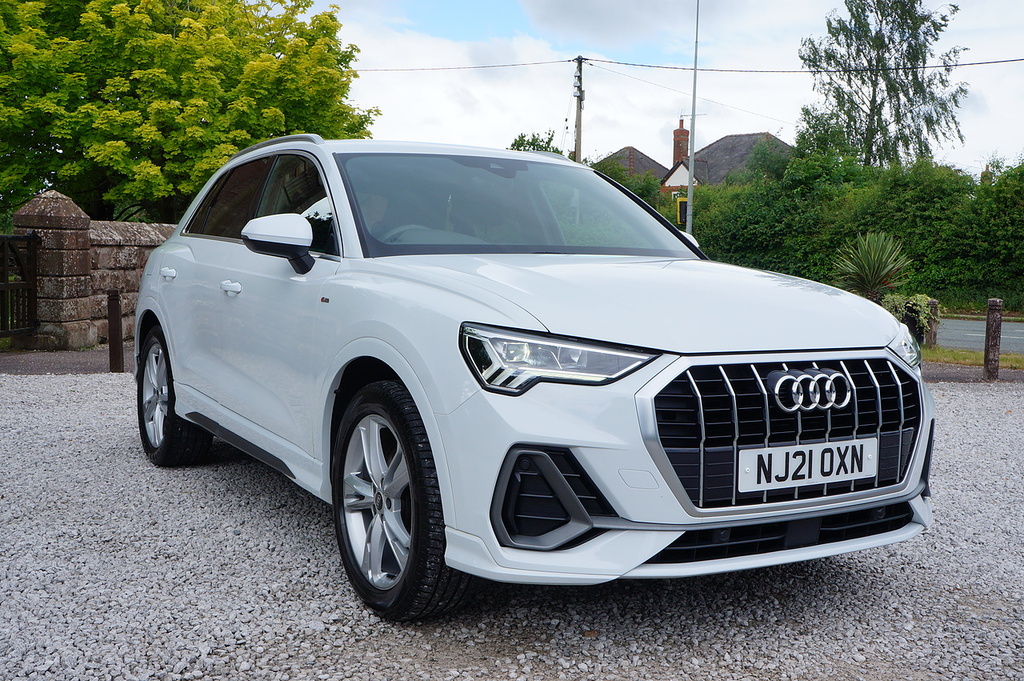 Audi Q3 Tfsi Cod S Line NJ21OXN White #2