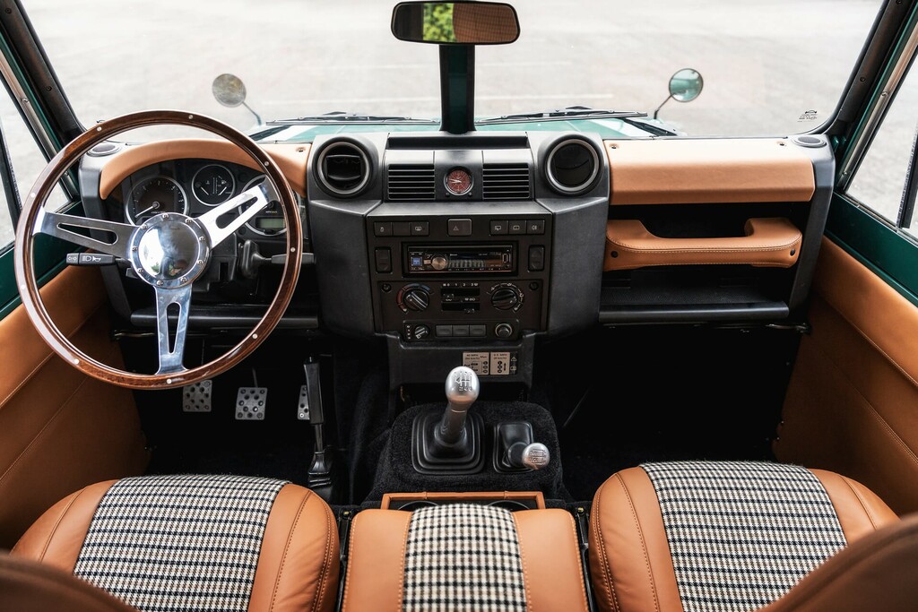 Land Rover Defender 90 Homage II Station Wagon Green #6