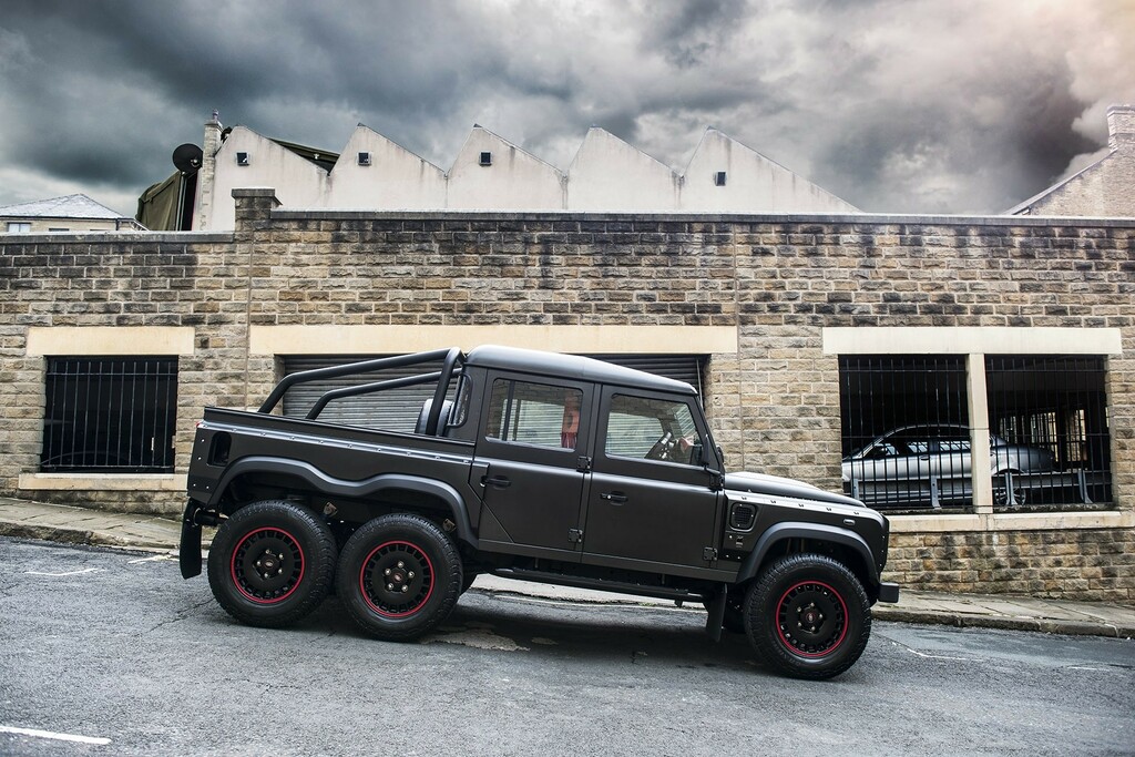 Land Rover Defender Petrol   #3
