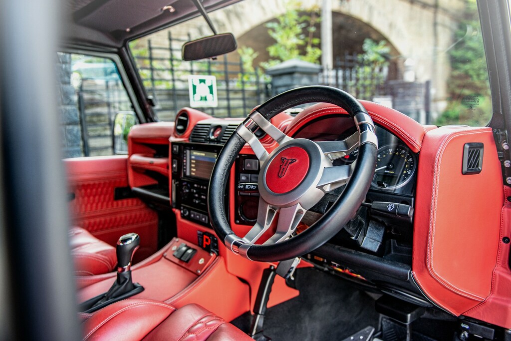 Land Rover Defender Suv Black #8