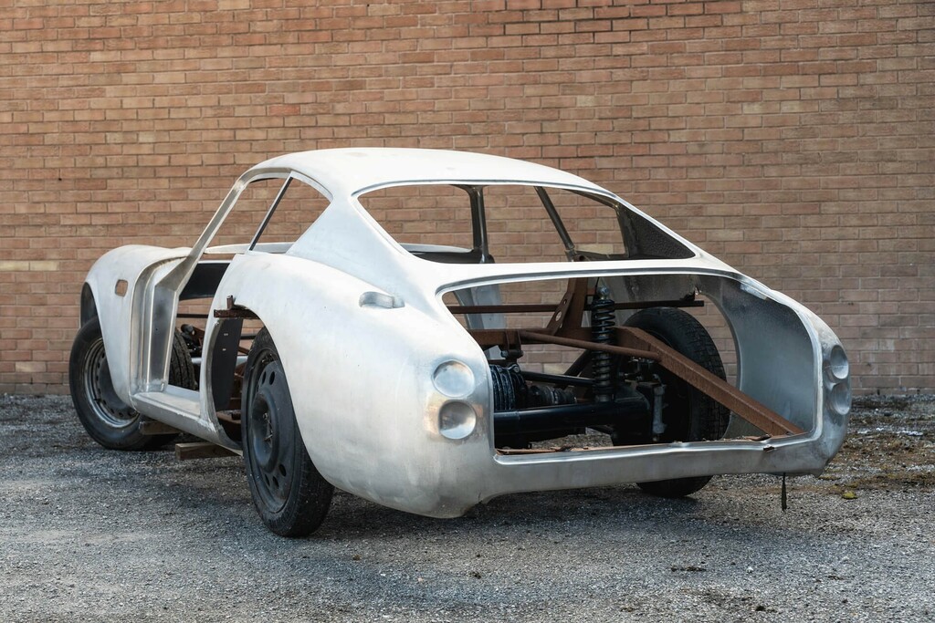 Aston Martin DB4 Silver Silver #4