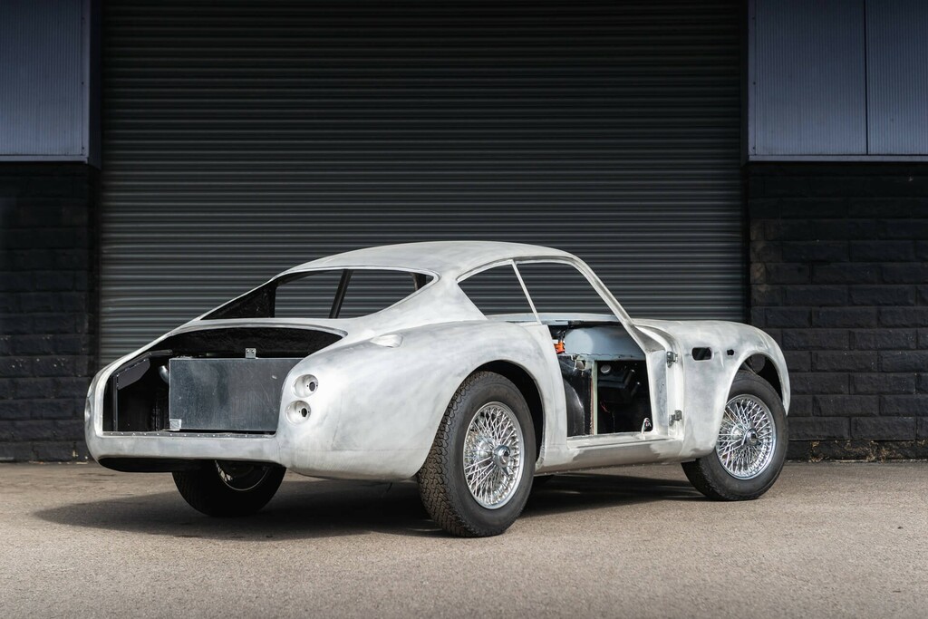 Aston Martin DB4 Silver Silver #6