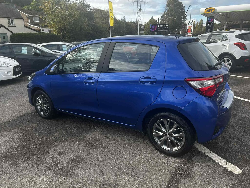 Toyota Yaris 1.0 Vvt-i Icon Tech Hatchback Eu NU67OJF  #4