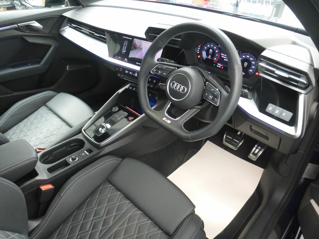 Audi S3 2.0 Tfsi Black Edition Sportback S Tron Blue #2