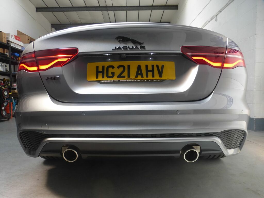 Jaguar XE 2.0 P250i R-dynamic Black Saloon E Grey #4