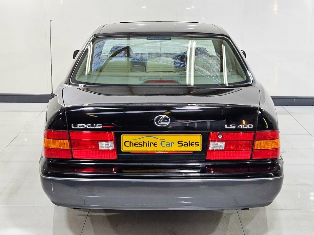 Lexus LS 4.0 400 Red #8