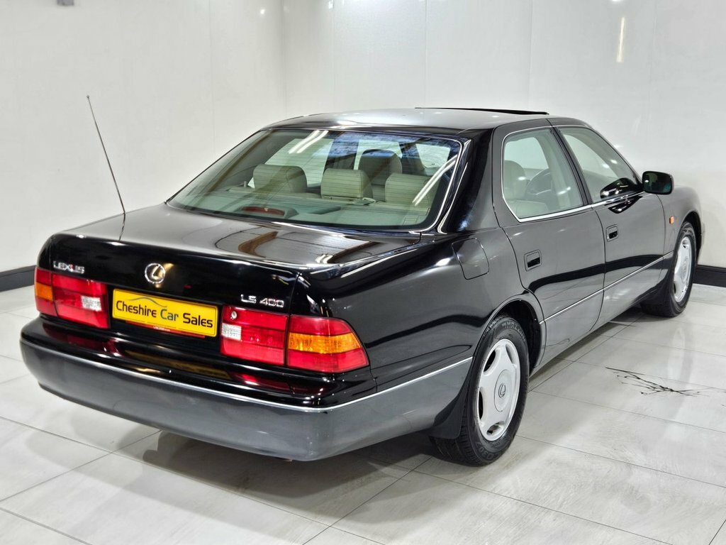 Lexus LS 4.0 400 Red #9
