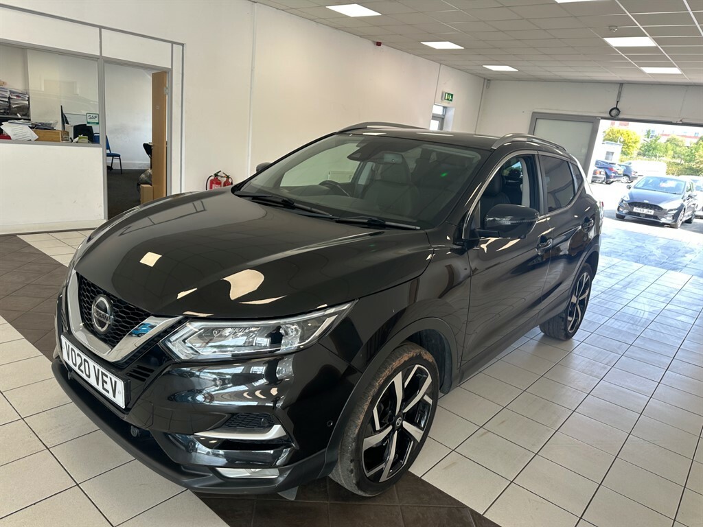 Nissan Qashqai 1.3 L Dig-t Tekna Black