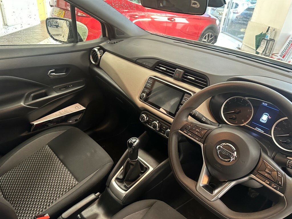 Nissan Micra 1.0 L Ig-t Acenta SL22XTE White #5