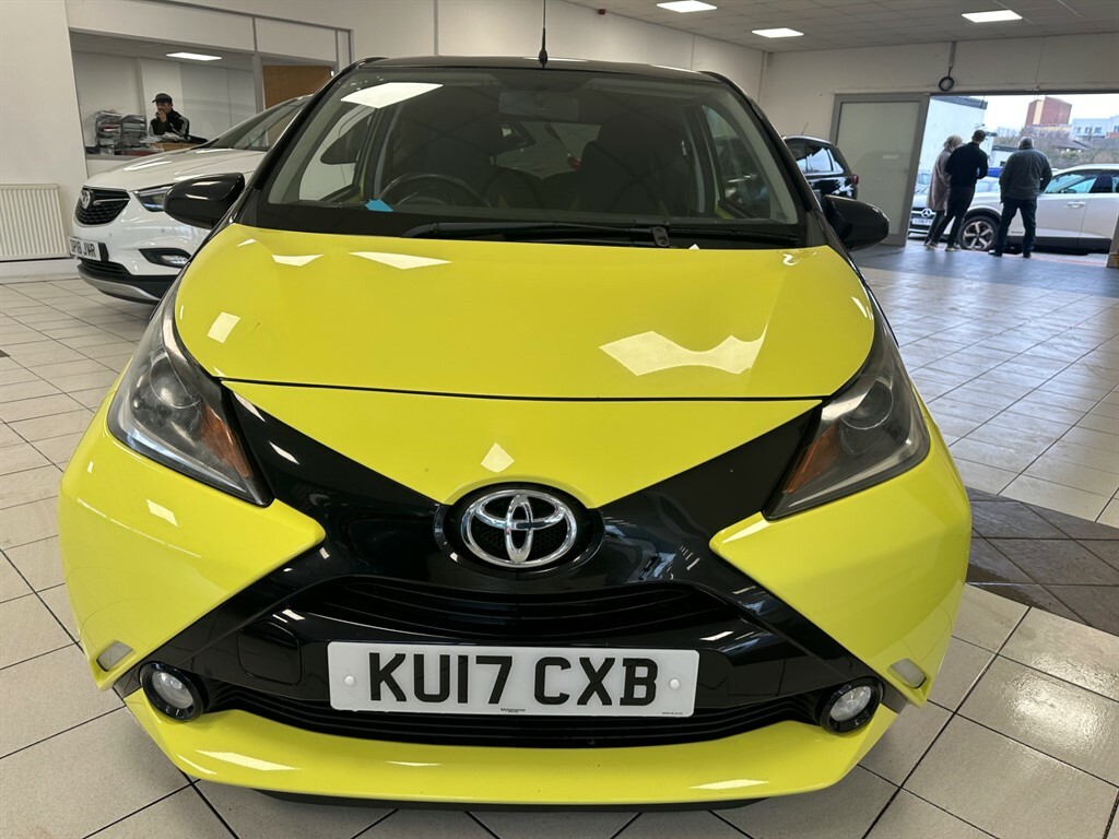 Toyota Aygo 1.0 L Vvt-i X-cite 3 KU17CXB  #2