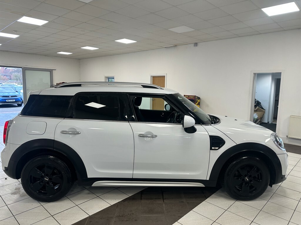 Mini Hatch 2.0 L Cooper D White #5