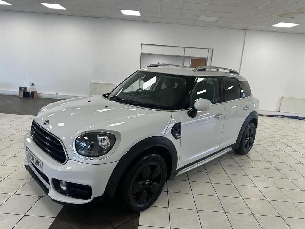 Mini Hatch 2.0 L Cooper D White #2