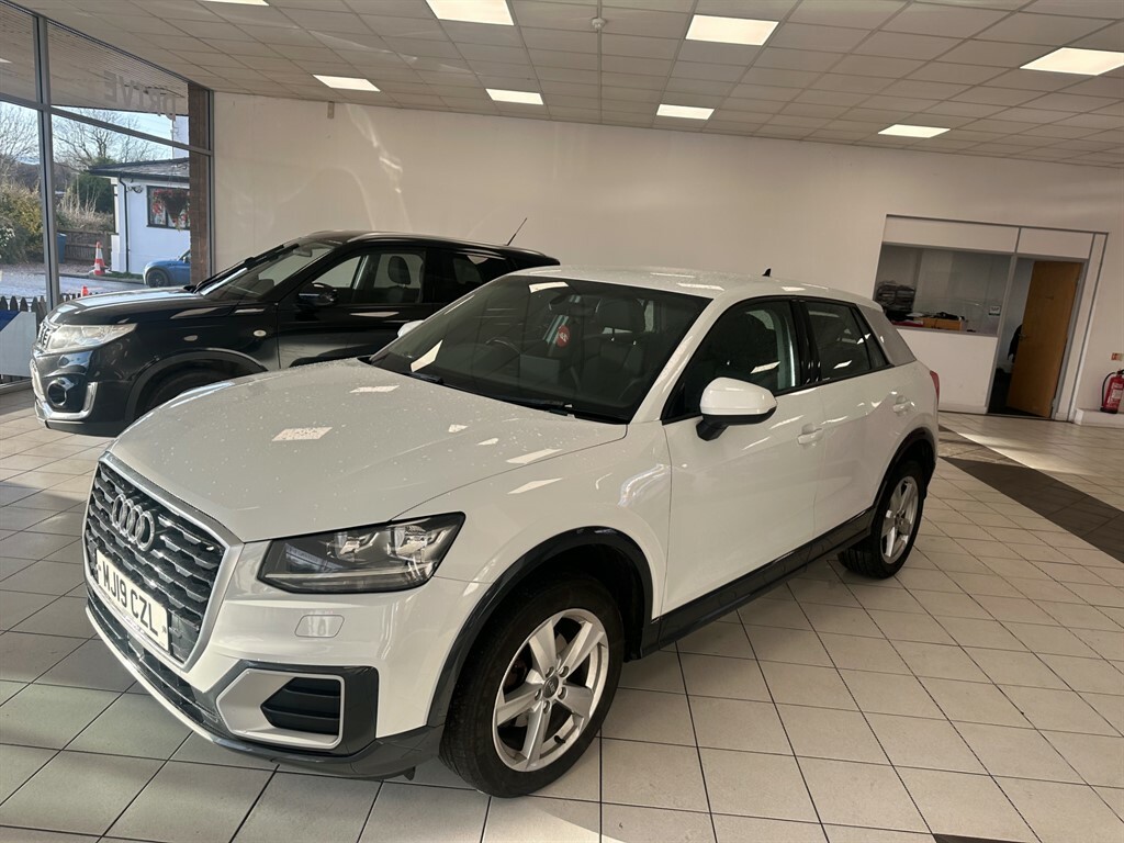 Audi Q2 1.5 L Tfsi Sport MJ19CZL #2