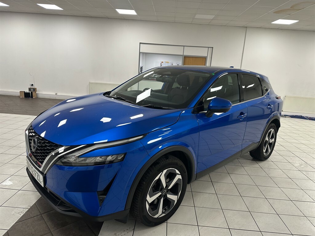 Nissan Qashqai 1.3 L Dig-t N-connecta DU72FZL #2