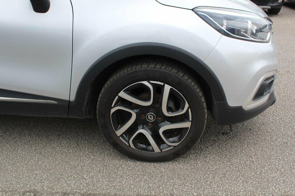 Renault Captur Suv 0.9 Tce Energy Iconic Euro 6 Ss 20196 LY69NUK Silver #4