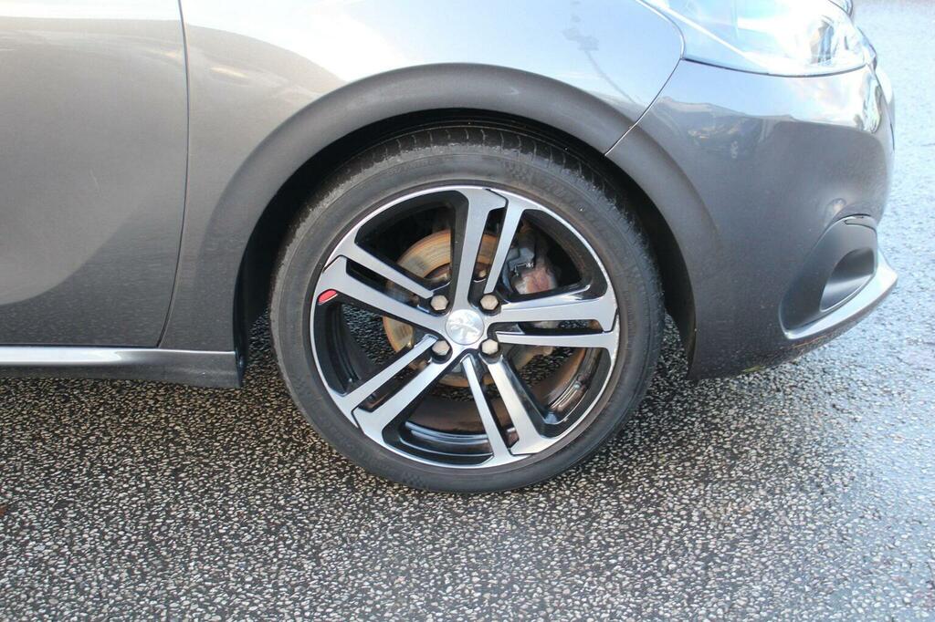 Peugeot 208 Hatchback 1.2 Puretech Gpf Gt Line Euro 6 Ss PE68RAU Grey #4
