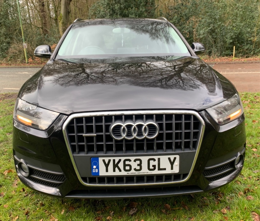 Audi Q3 Tdi Quattro Se YK63GLY Black #3
