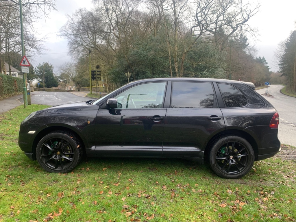 Porsche Cayenne D Tiptronic S GJ59GRU Black #4
