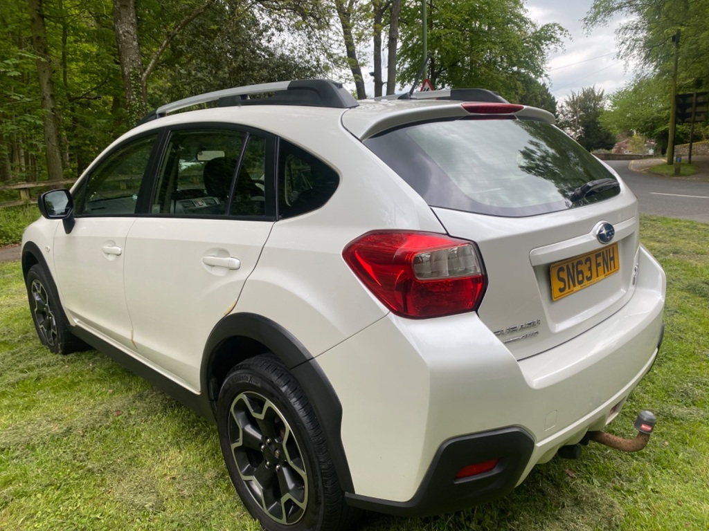 Subaru XV D S White #6