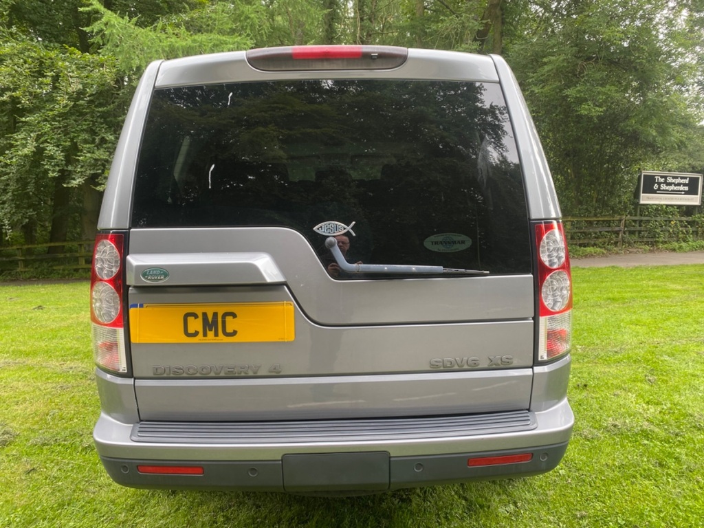 Land Rover Discovery Sdv6 Xs Grey #6