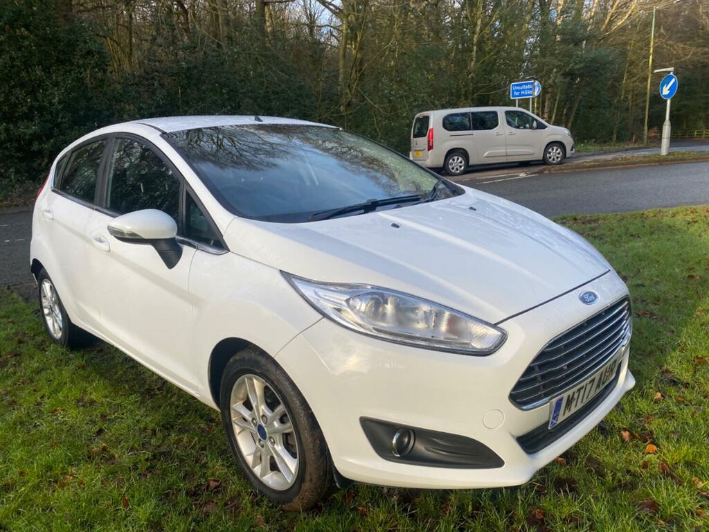 Ford Fiesta 1.0 T Ecoboost Zetec MT17AUR White #2