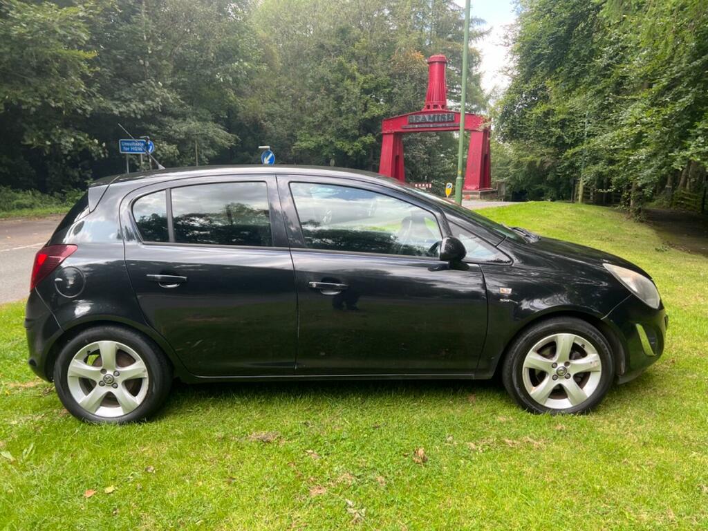 Vauxhall Corsa 1.4 16V Sxi Black