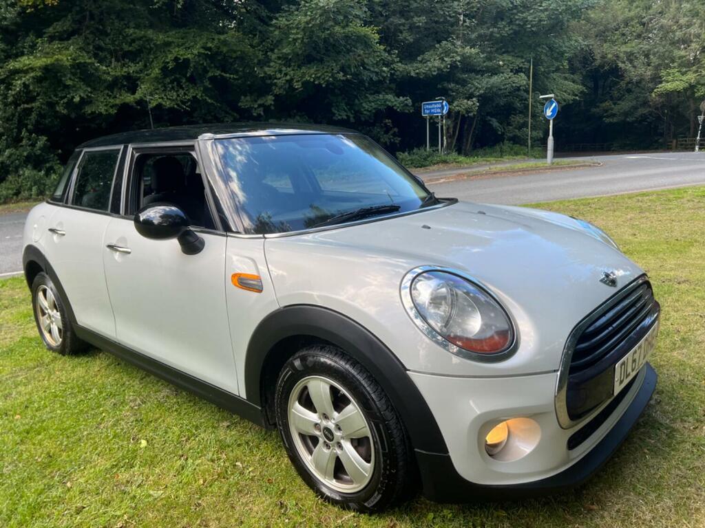 Mini Hatch 1.5 5-Door Hatch Cooper D DL67DHE Silver #2