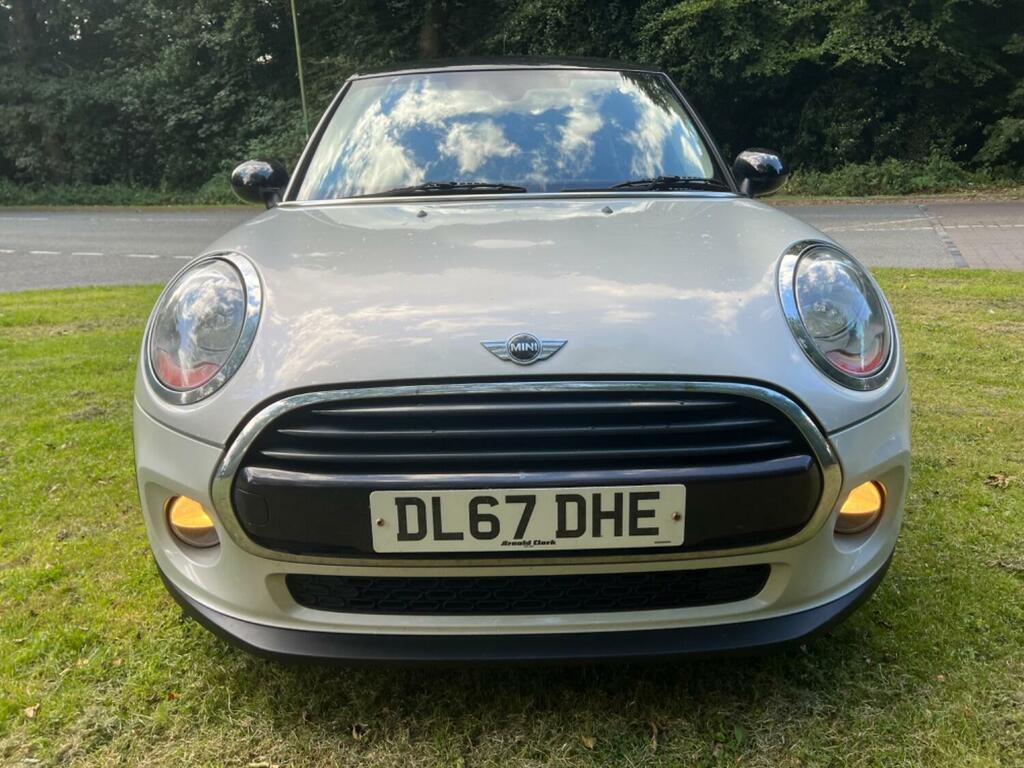 Mini Hatch 1.5 5-Door Hatch Cooper D DL67DHE Silver #3