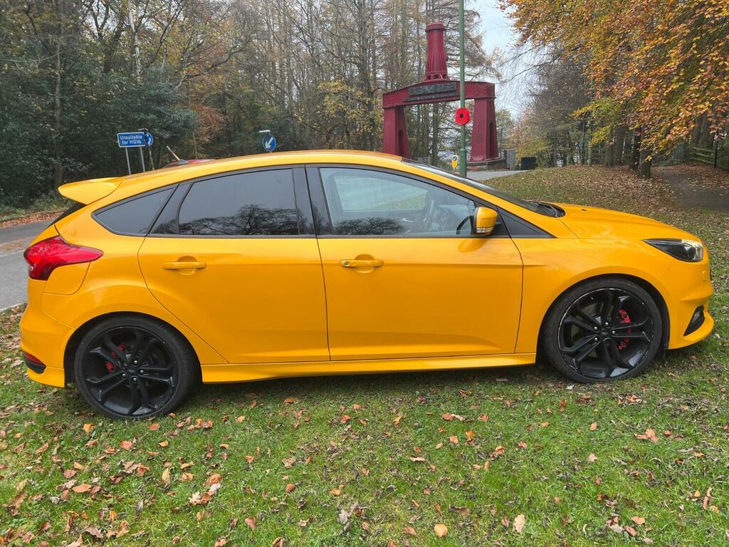 Ford Focus 2.0 Tdci St-3 Orange