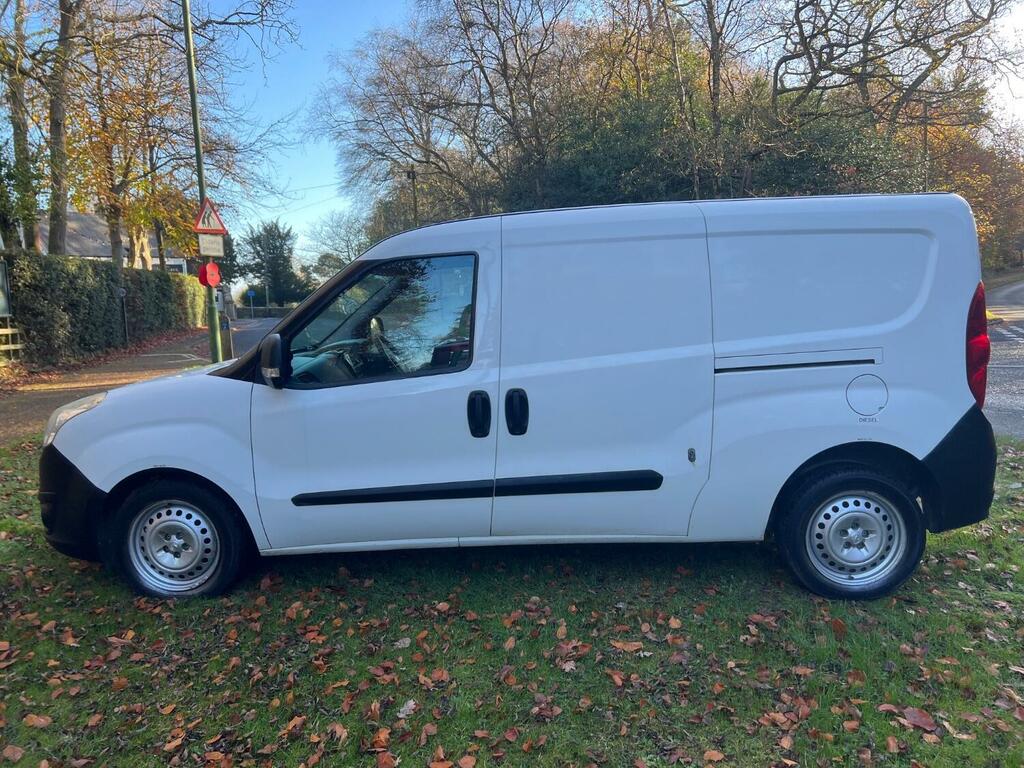 Vauxhall Combo 1.6 Cdti 2300 16V FL16EMK White #5